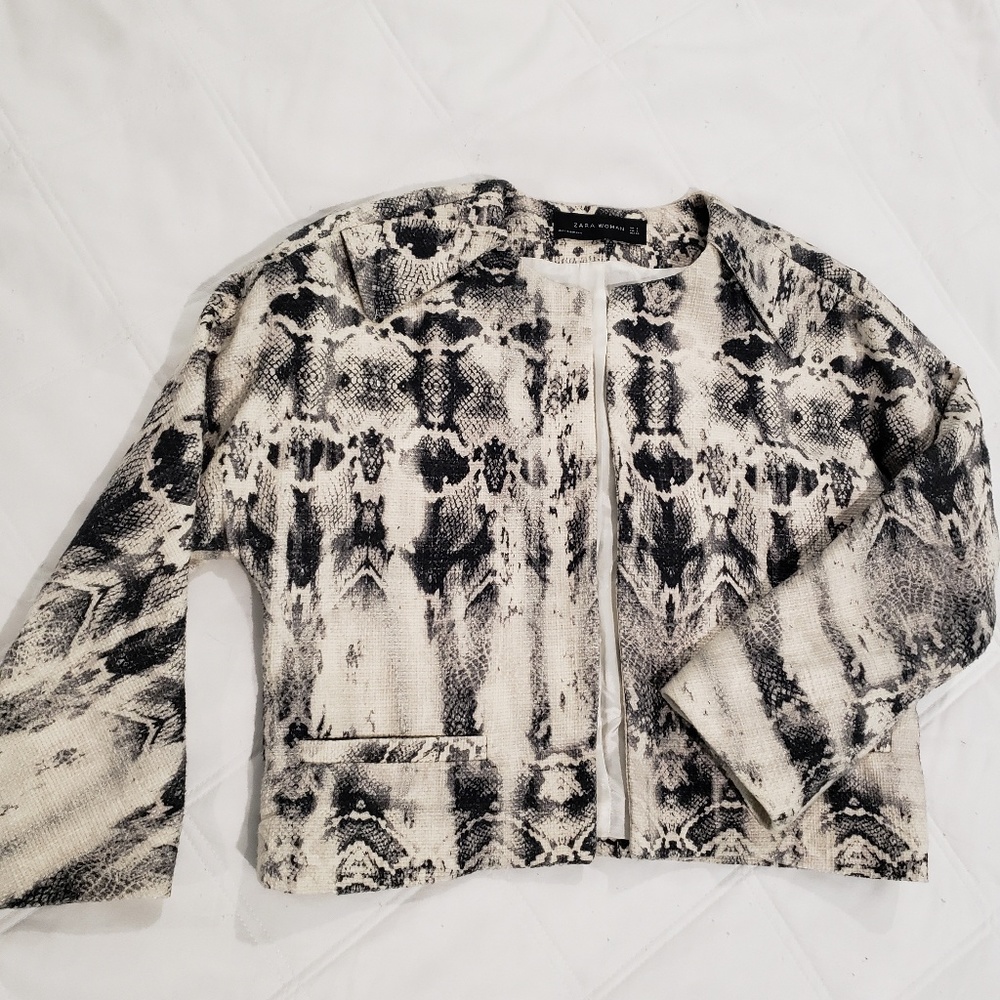 ZARA WOMAN jacket